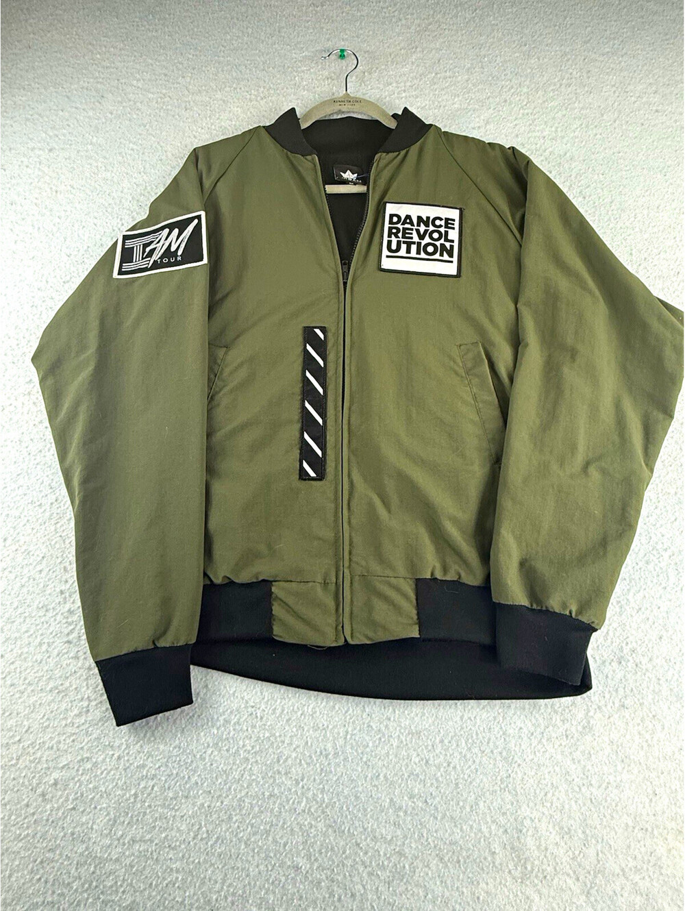 Urban Empire AM Tour Men's Green/Black Full Zip Band Collar Bomber Jacket, M Y2K
